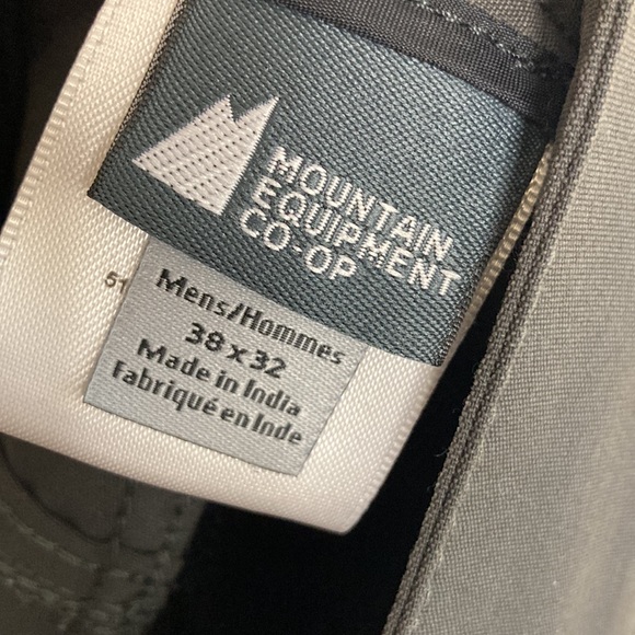 MEC Pants Mens 34 x 32 Gray Zip Pockets Straight Leg Drawcord Outdoor Camping - Picture 12 of 15